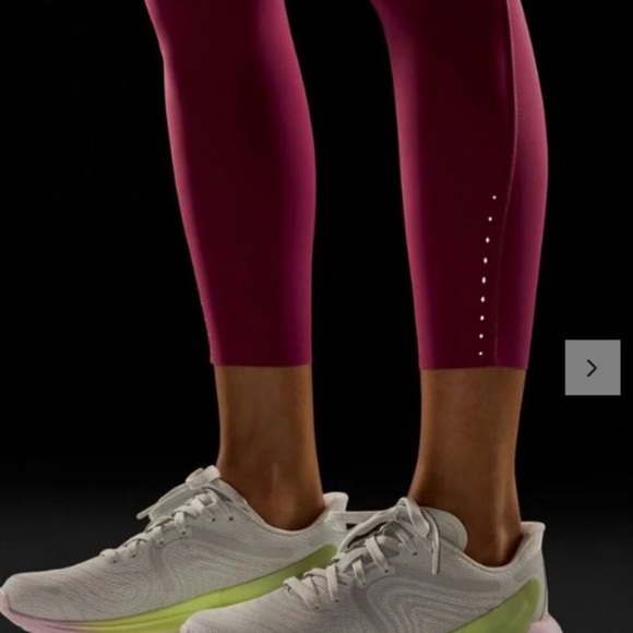 Lululemon Fast and Free Updated washed mauve - Picture 3 of 6